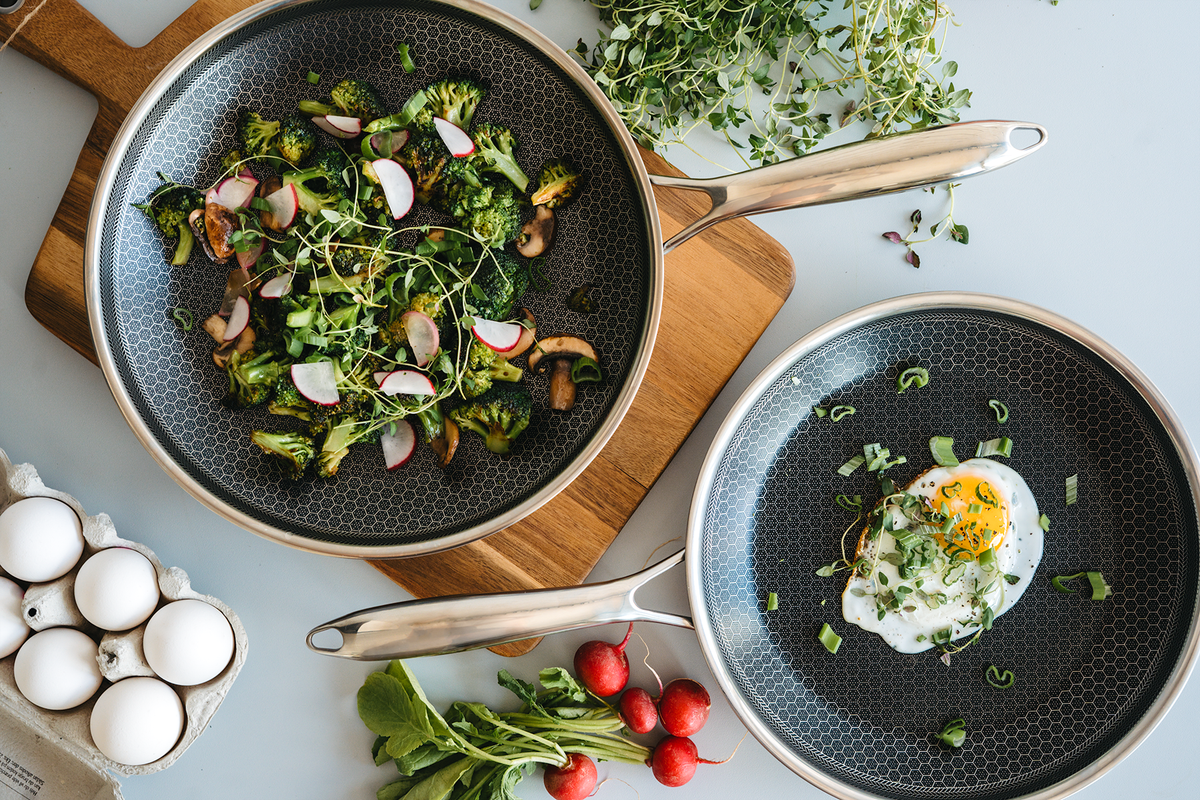 Come prendersi cura della propria padella antiaderente ibrida ONYX Cookware
