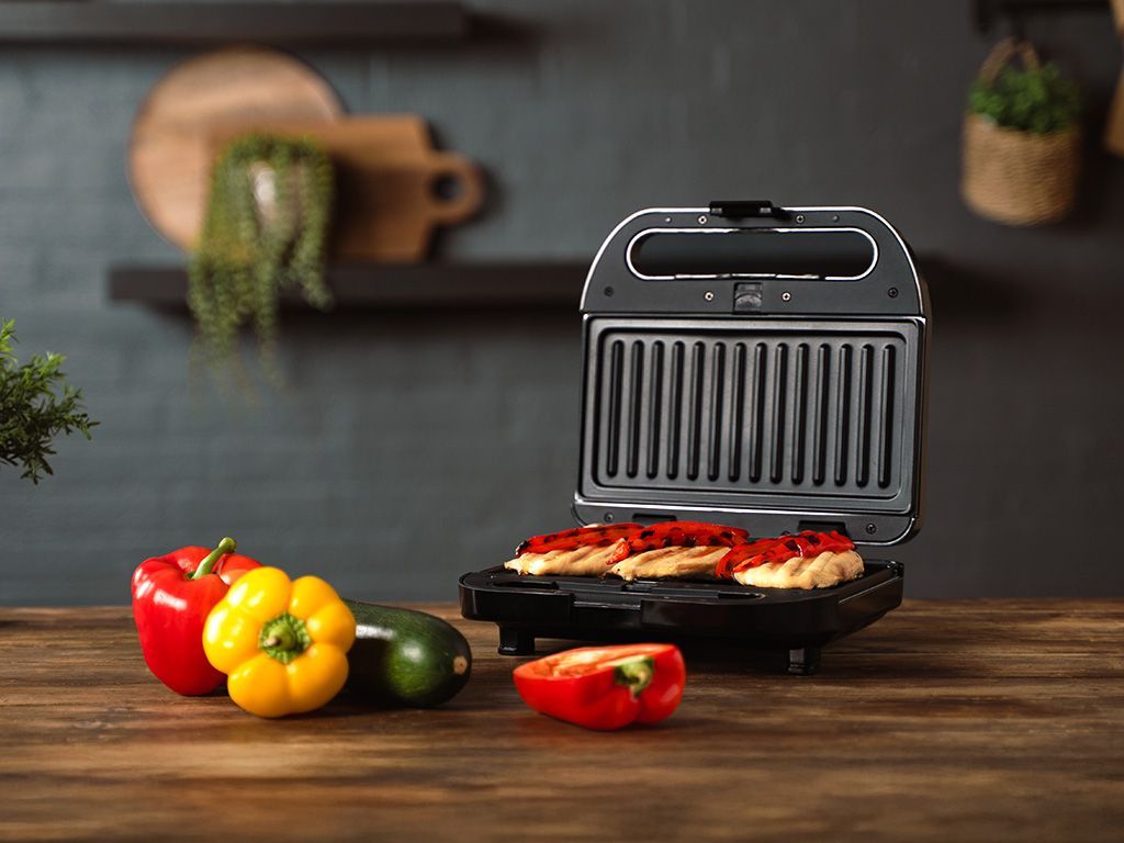 SANDWICH MAKER - 7