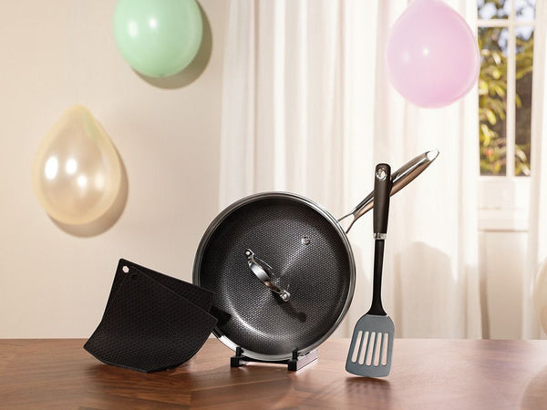The essential frying pan set 28 cm