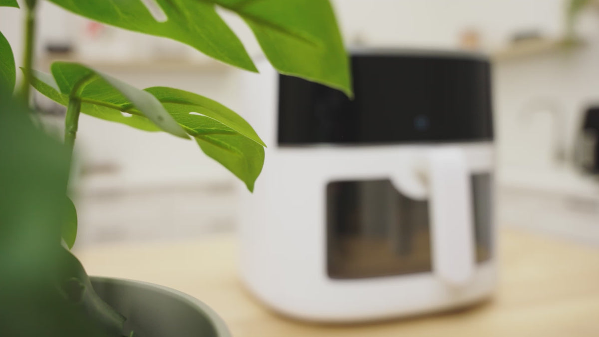 Carica video: 
AIRFRYER – 8L